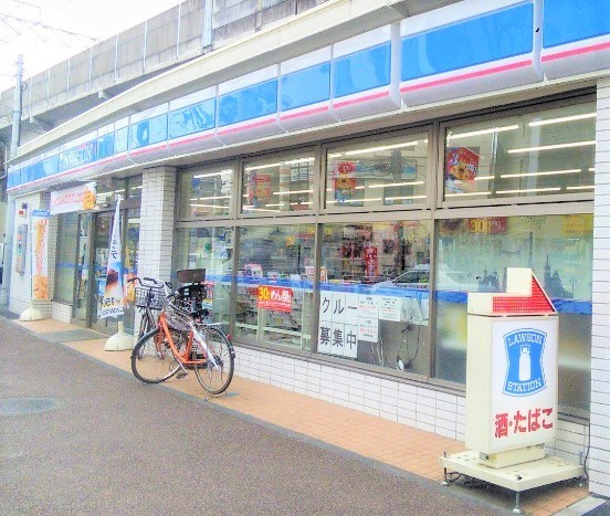 川崎市中原区下小田中２丁目のアパート(ローソン武蔵中原駅北口店)