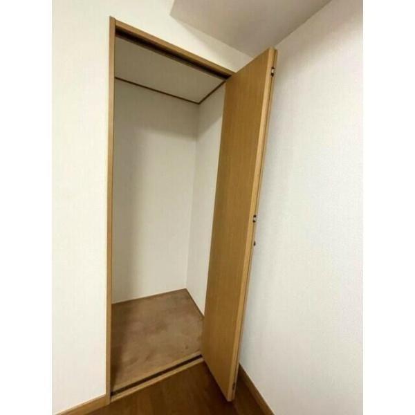 川崎市幸区中幸町１丁目のマンション