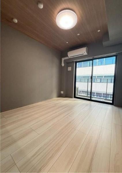 横浜市中区曙町２丁目のマンション