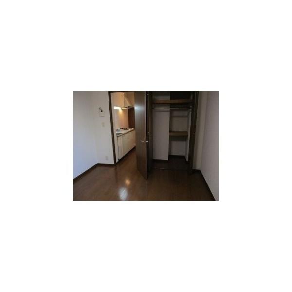 川崎市中原区市ノ坪のアパート