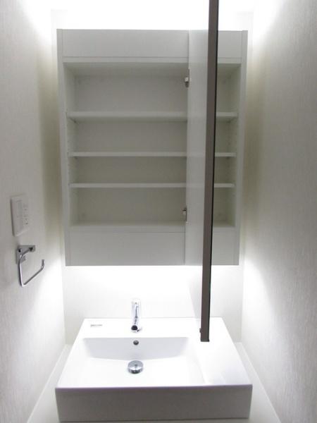 川崎市中原区新城３丁目のマンション