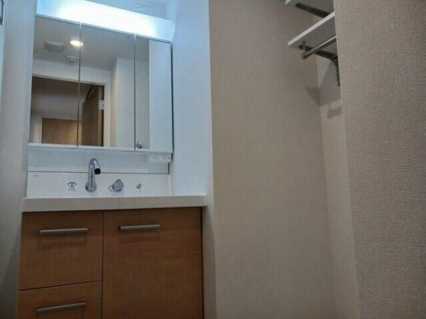 川崎市幸区南加瀬４丁目のマンション