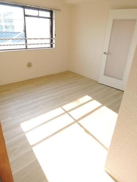 川崎市高津区久末のマンション