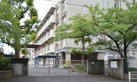 横浜市港北区新羽町のマンション(横浜市立大豆戸小学校)