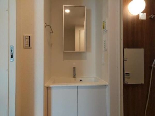 目黒区下目黒３丁目のマンション
