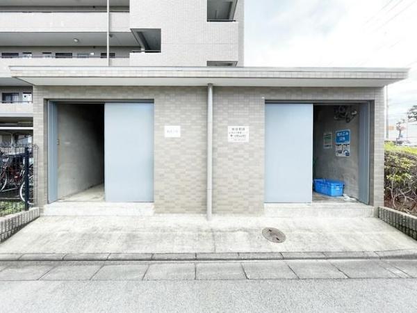ウィステリア　ヴィラ