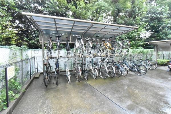 川崎市中原区宮内２丁目のマンション
