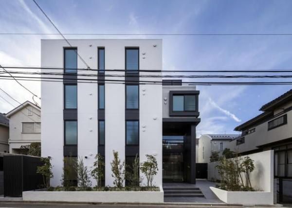世田谷区下馬６丁目のマンション