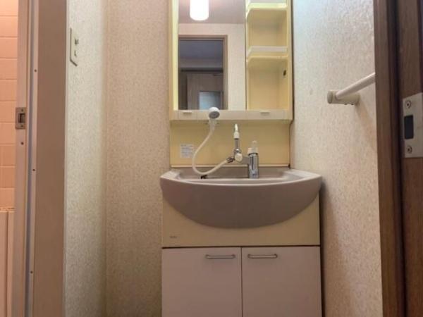 大田区石川町２丁目のマンション