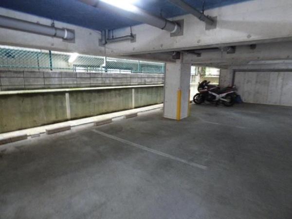 川崎市多摩区登戸新町のマンション