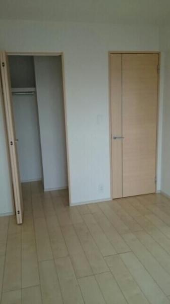 川崎市高津区北見方１丁目のマンション