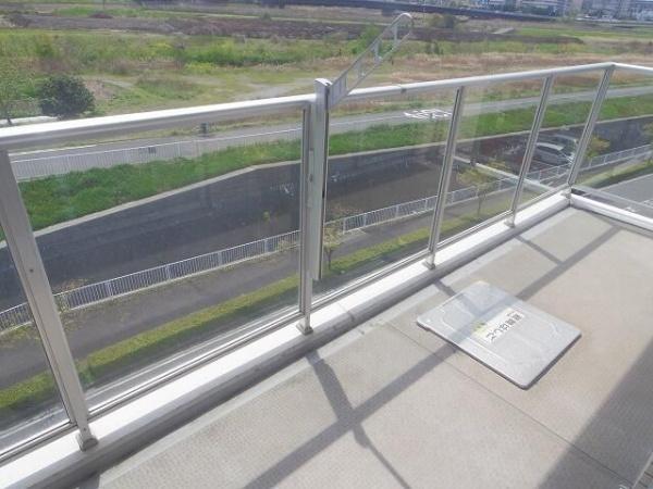 横浜市港北区北新横浜２丁目のマンション