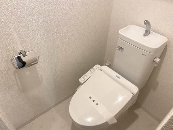横浜市神奈川区反町３丁目のマンション