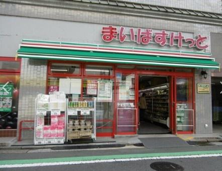 横浜市中区山手町のアパート(まいばすけっと山手駅前通り店)