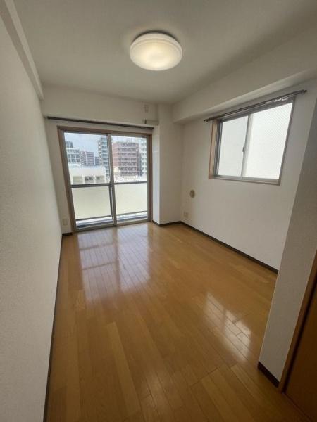 川崎市幸区中幸町３丁目のマンション