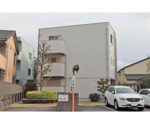 川崎市高津区末長1丁目のアパート