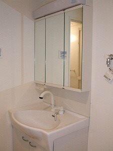 川崎市川崎区本町２丁目のマンション