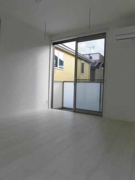 世田谷区中町３丁目のアパート