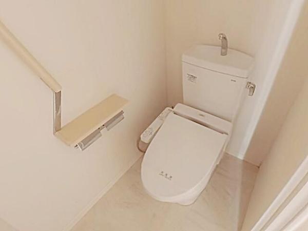 世田谷区中町３丁目のアパート