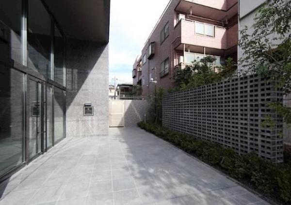 川崎市高津区末長４丁目のマンション