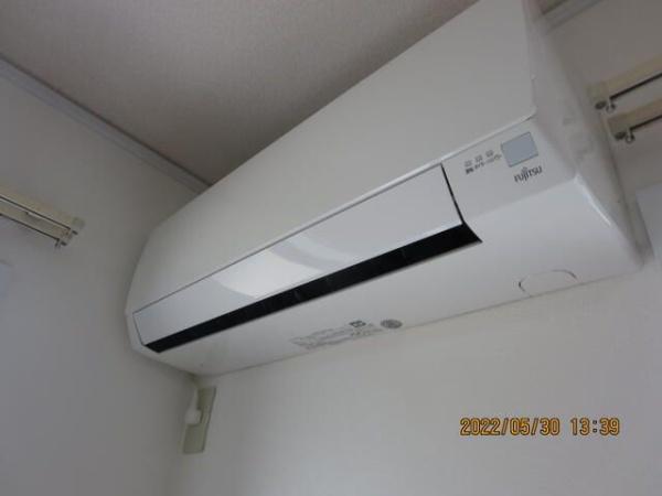 横浜市青葉区新石川１丁目のアパート