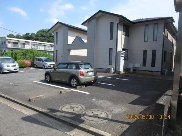 横浜市青葉区新石川１丁目のアパート