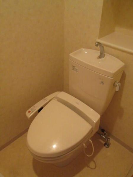 川崎市高津区坂戸３丁目のマンション