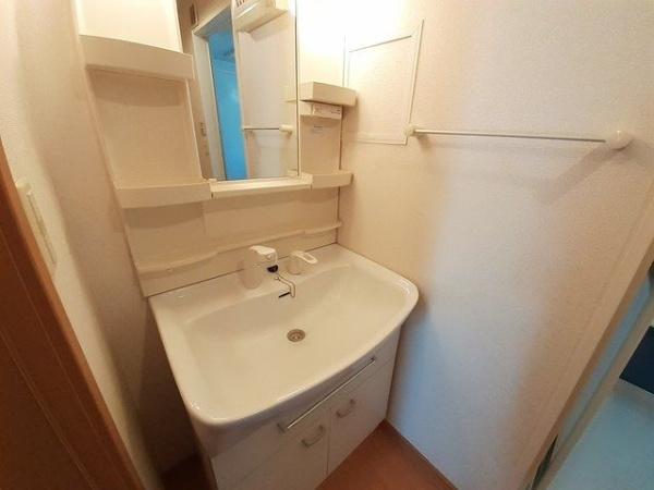 川崎市高津区北見方２丁目のアパート