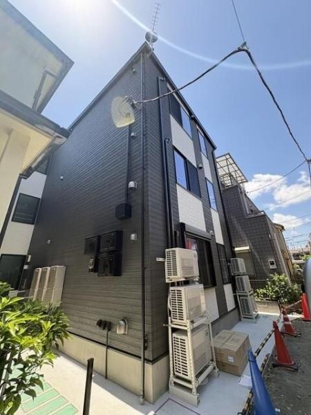 川崎市川崎区川中島1丁目のアパート