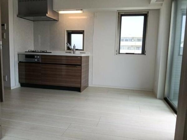 横浜市港北区綱島東１丁目のマンション
