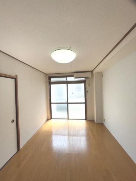 ホワイトパレス宮内