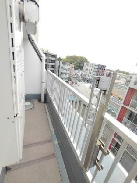 横浜市港北区綱島東１丁目のマンション