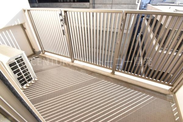 川崎市中原区新丸子町のマンション