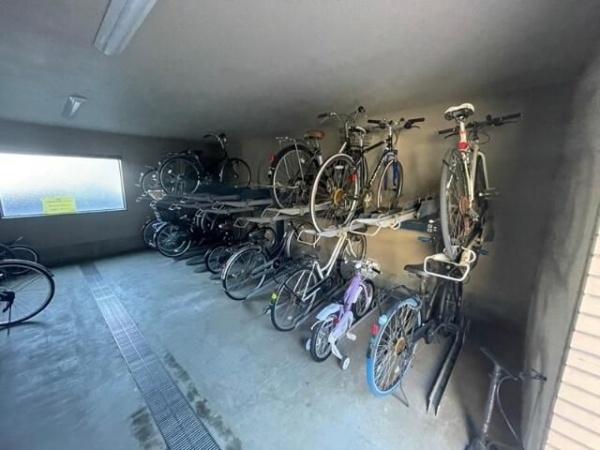 横浜市都筑区茅ケ崎南２丁目のマンション