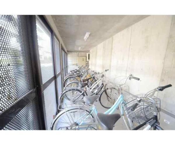 川崎市中原区下小田中３丁目のマンション