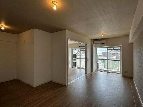 川崎市中原区新丸子東２丁目のマンション