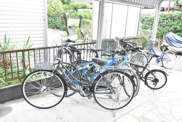 川崎市中原区小杉御殿町２丁目のアパート