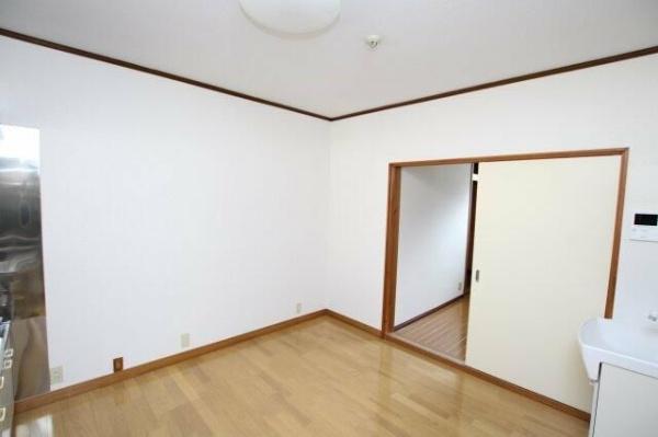 川崎市中原区上小田中１丁目のアパート