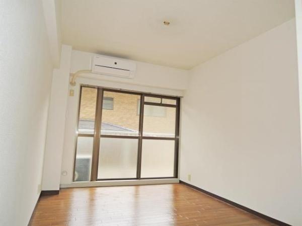 横浜市鶴見区平安町２丁目のマンション