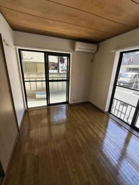 横浜市鶴見区平安町２丁目のマンション