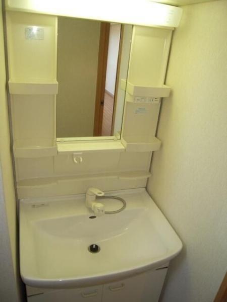 川崎市中原区新丸子東２丁目のマンション