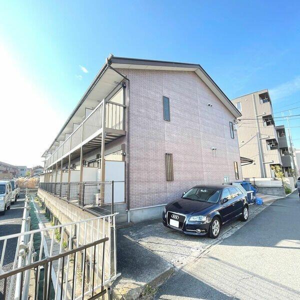 川崎市中原区上小田中２丁目のアパート