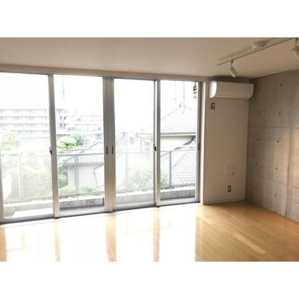 川崎市中原区宮内３丁目のマンション