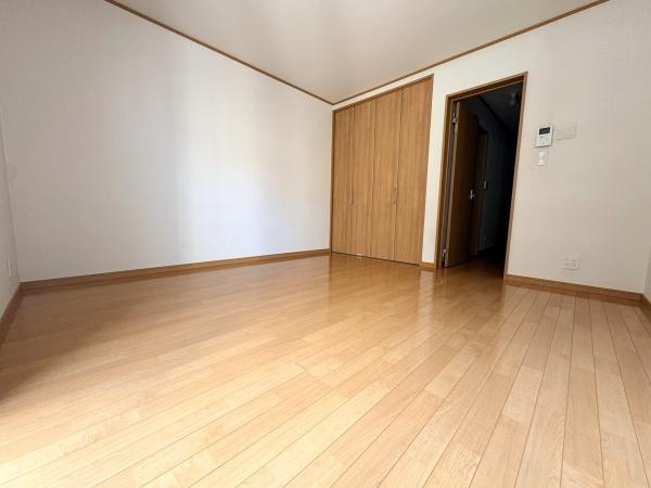 川崎市中原区上小田中５丁目のアパート