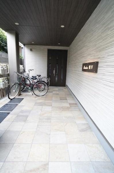 川崎市中原区新丸子東２丁目のマンション