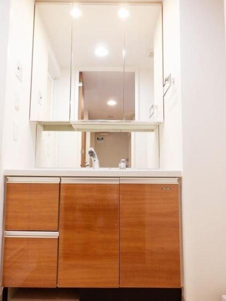 川崎市川崎区小田栄２丁目のマンション