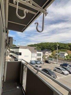 横浜市神奈川区神大寺３丁目のマンション