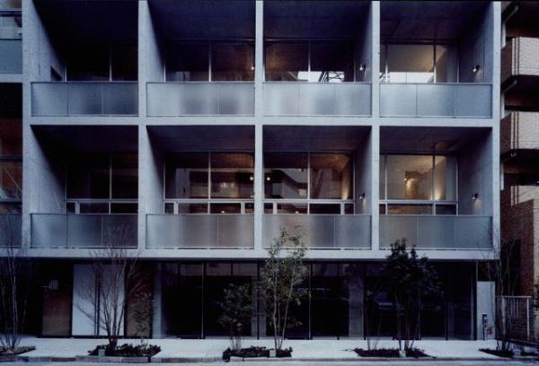 横浜市鶴見区鶴見中央１丁目のマンション