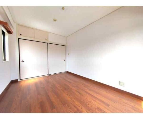川崎市高津区下野毛２丁目のマンション