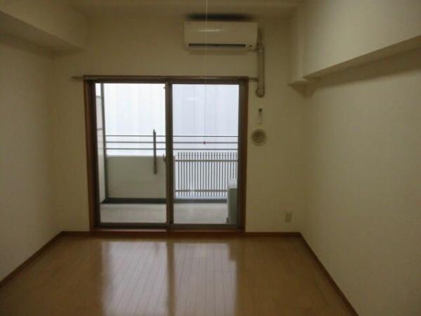 横浜市港北区新横浜３丁目のマンション